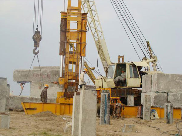 Tại sao nên sử dụng cọc bê tông trong thi công nền móng 